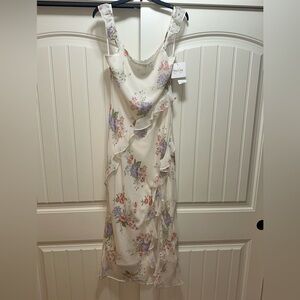 By & By Floral print ruffled maxi dress, asymmetrical ruffle trim & side slit LG